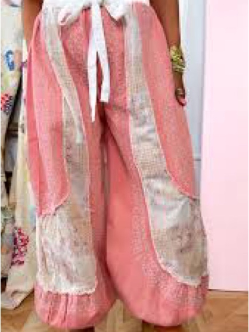 💗 ✨ POL Pink and Cream Boho Patchwork Pants Joggers 💗✨ - Picture 3 of 5